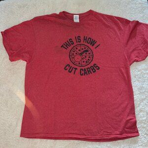 Graphic T-Shirt "this is how I cut carbs" Size 2XL